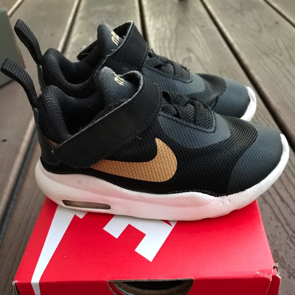 Nike Air Max OKETO VTB